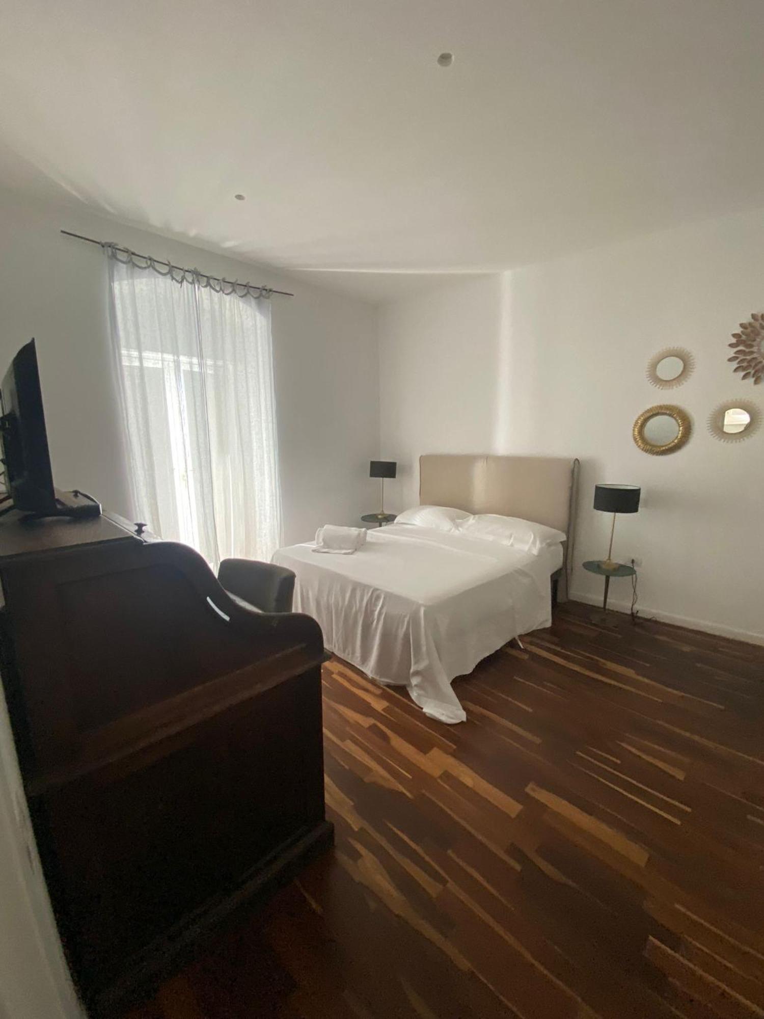 Angolo Del Poeta Suite Matera Exterior foto